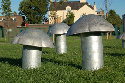 Toadstool Seats 