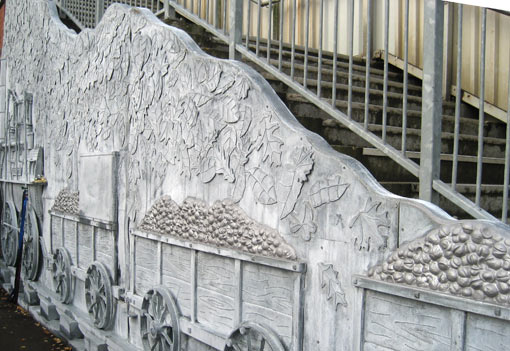 'To the Future' Footbridge Sculpture